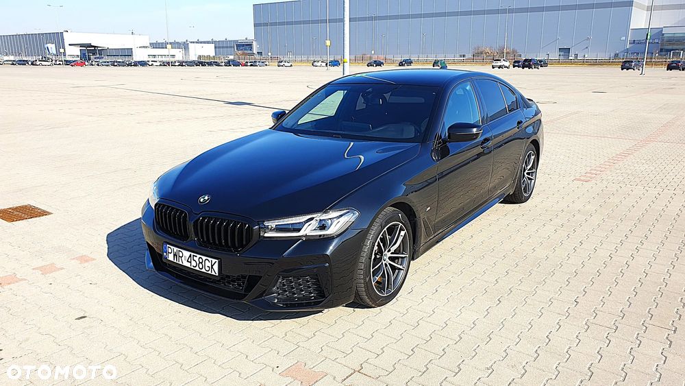 BMW Seria 5 520d xDrive M Sport sport - 2
