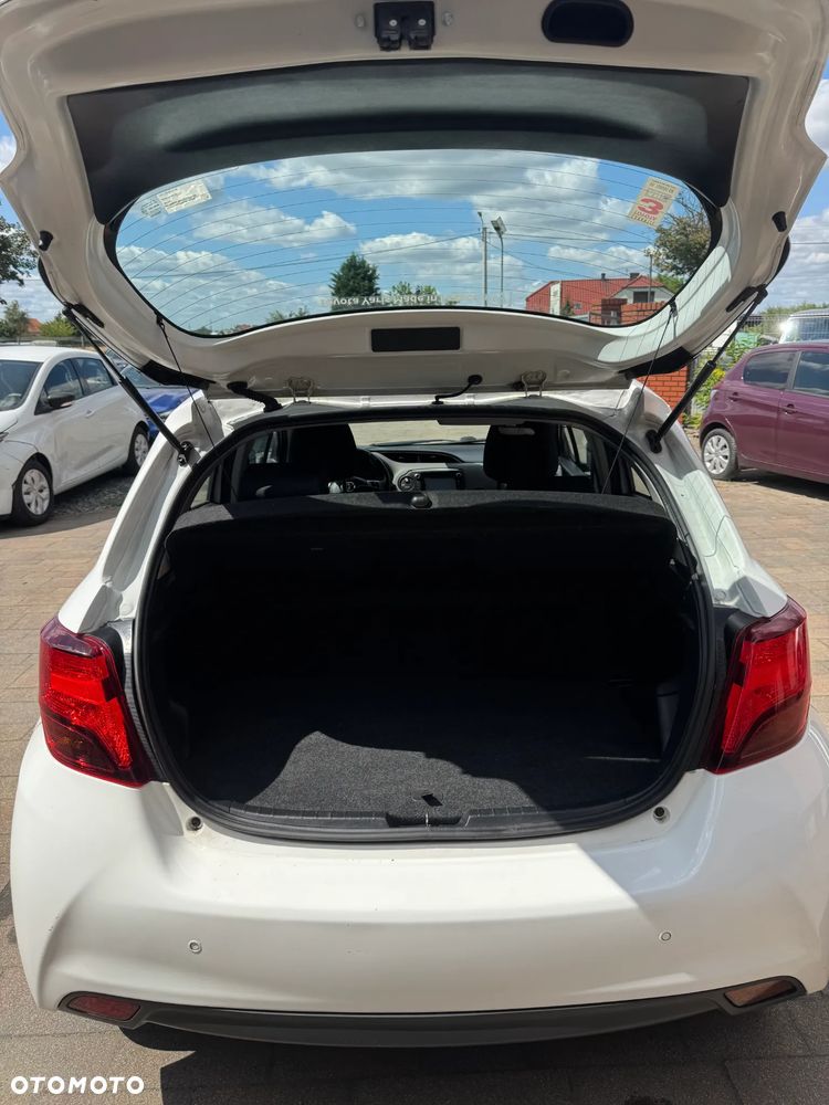 Toyota Yaris 1.4 D-4D Lounge - 15