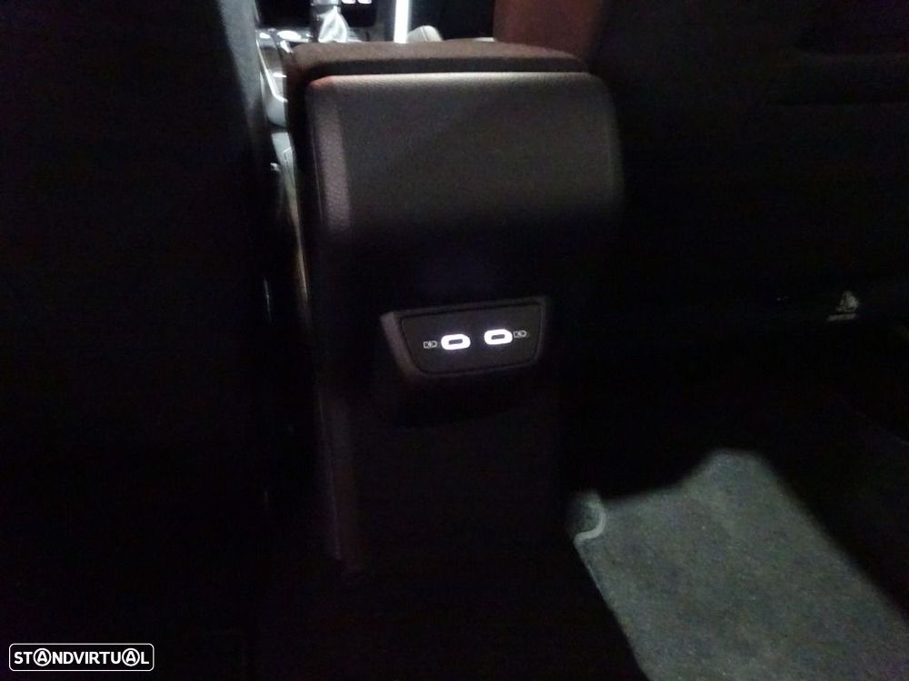 VW Taigo 1.0 TSI Urban DSG - 26