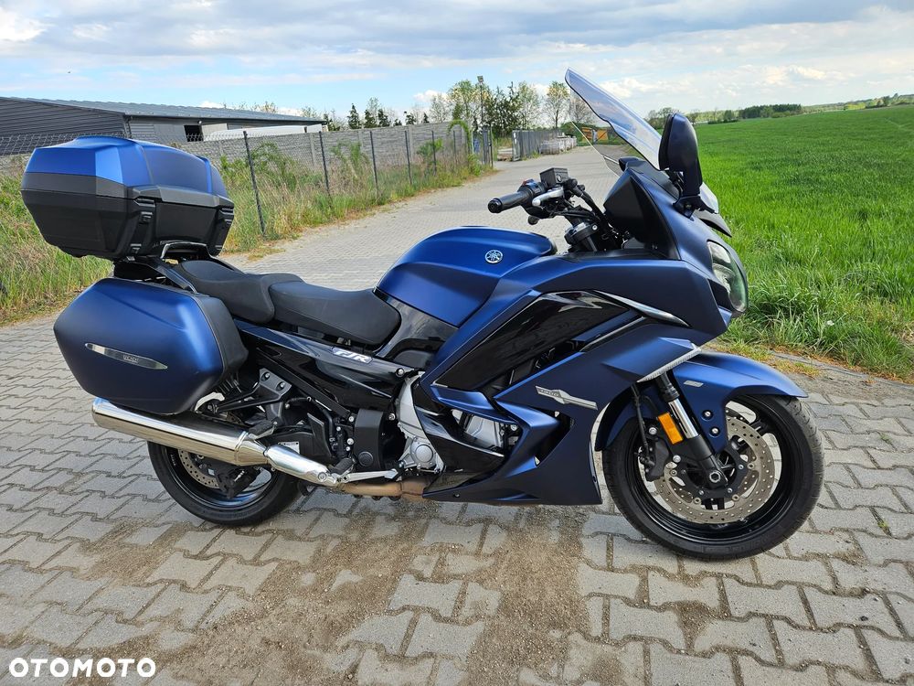 Yamaha FJR - 3