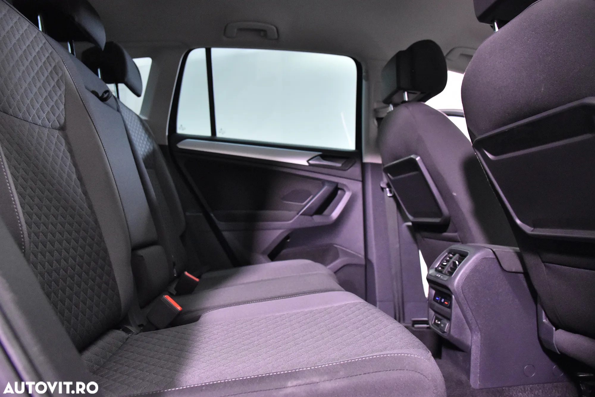 Volkswagen Tiguan 2.0 TDI 4Mot DSG Highline - 12