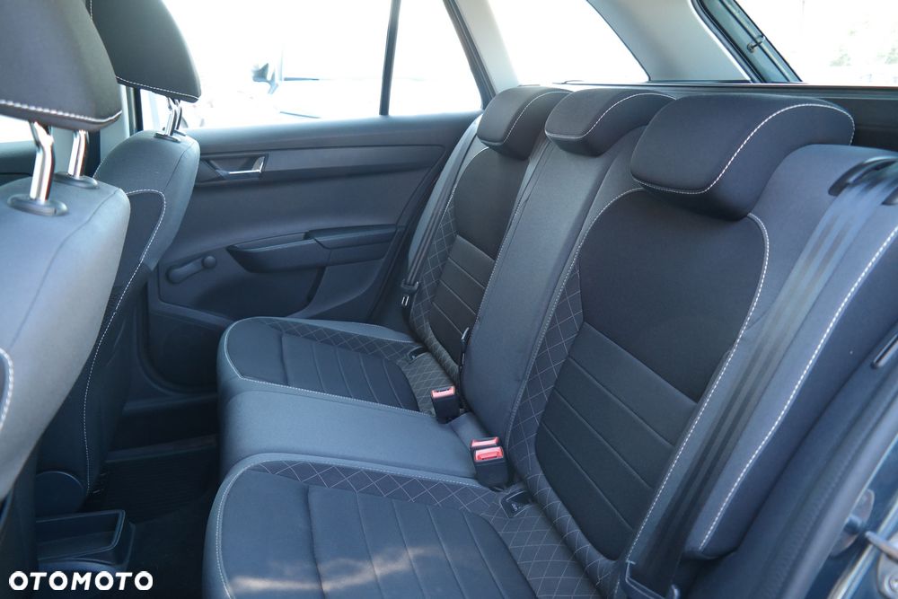 Skoda Fabia 1.0 TSI Ambition - 11