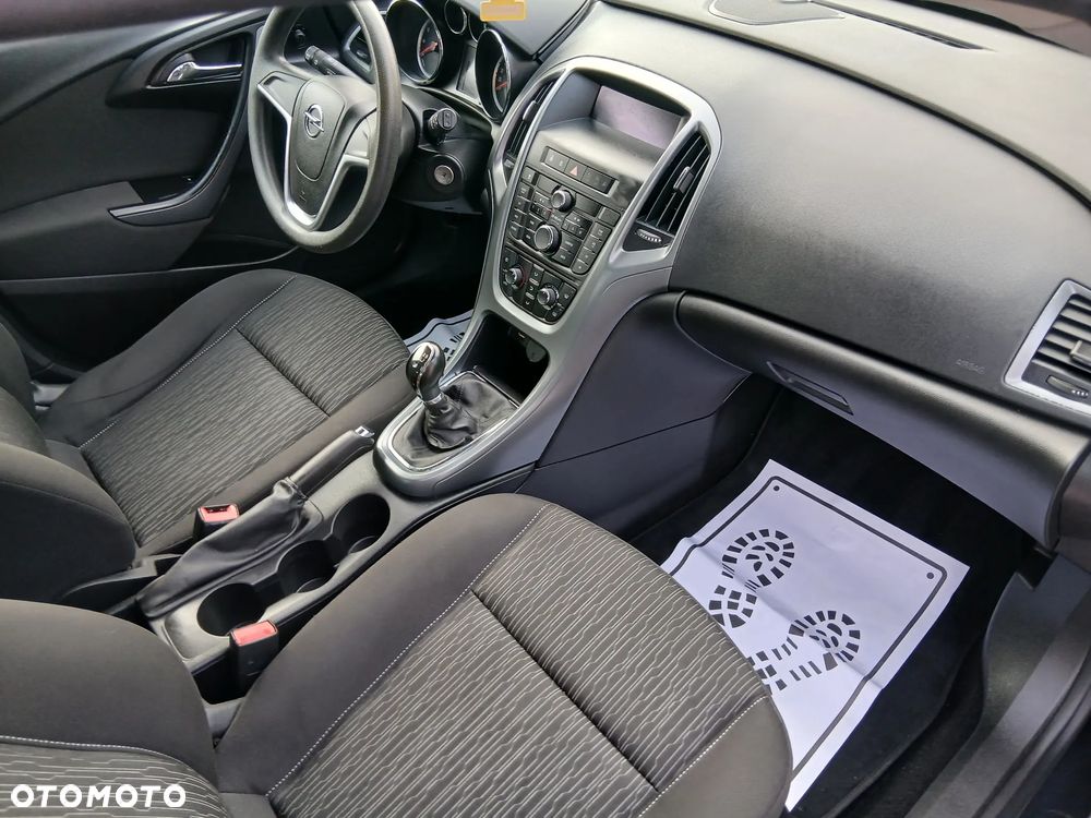 Opel Astra 1.6 Style - 11