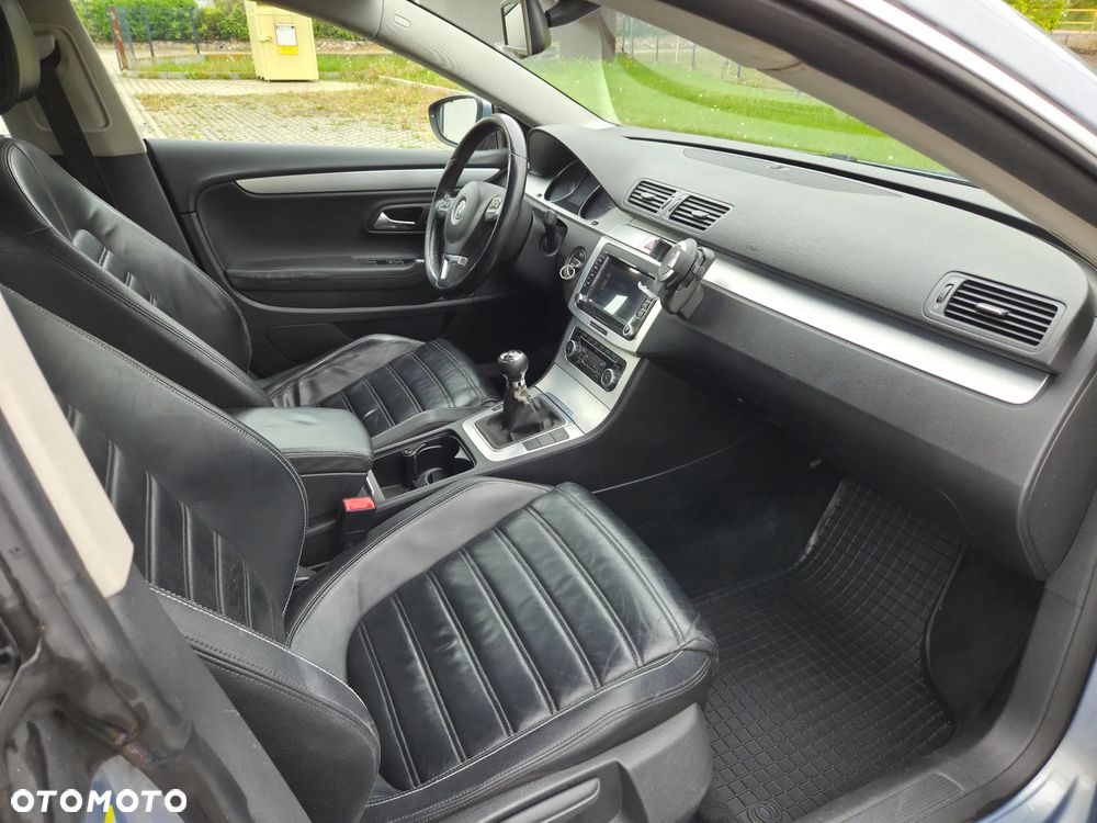 Volkswagen Passat CC 2.0 Blue TDI - 7