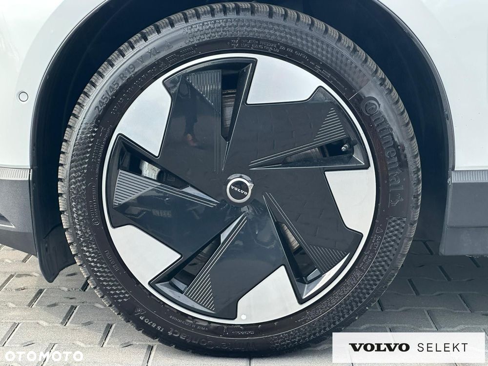 Volvo EX30 - 16