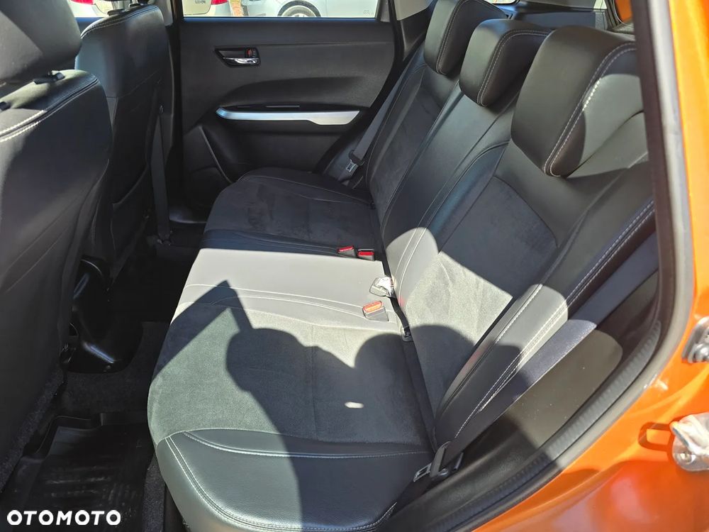 Suzuki Vitara 1.6 (4x4) Allgrip Comfort+ - 13