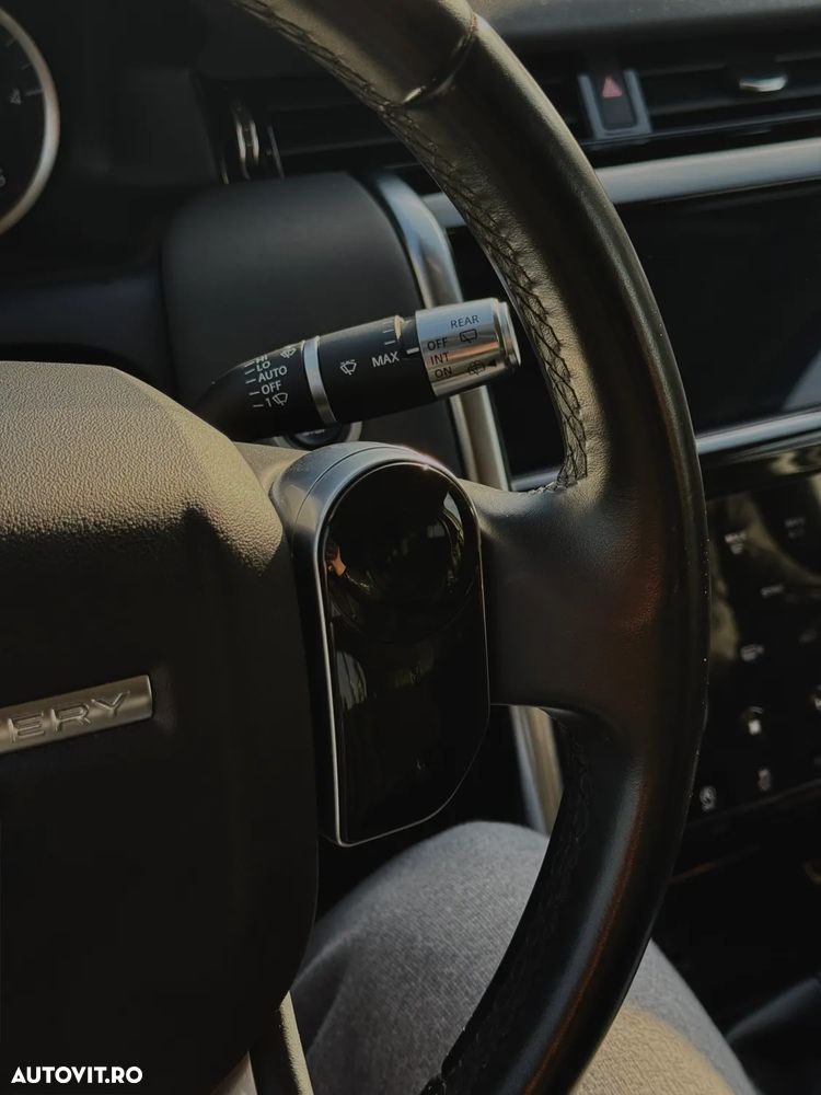 Land Rover Discovery Sport - 27