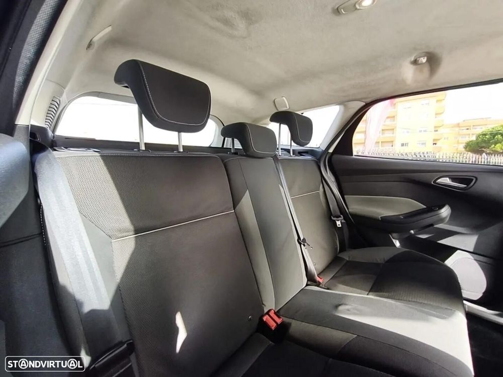 Ford Focus SW 1.6 TDCi Titanium - 8