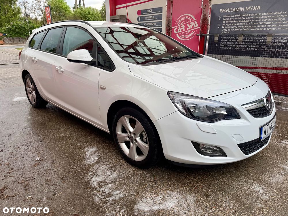 Opel Astra 1.4 Turbo Edition Sport - 1