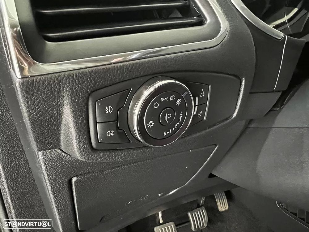 Ford S-Max 2.0 TDCi Titanium - 24