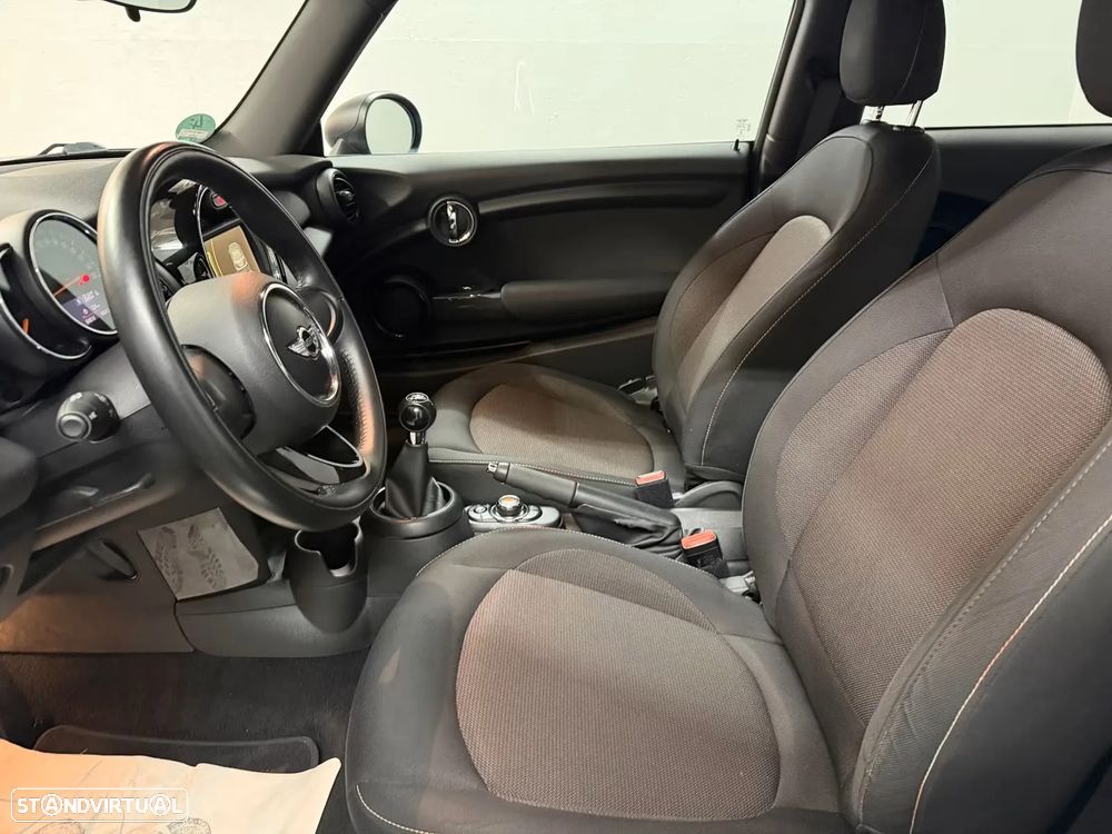 MINI 3 Portas One - 9