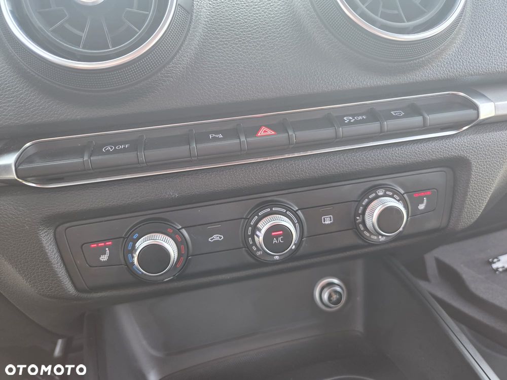 Audi A3 Sportback 2.0 TDI Ambiente - 14