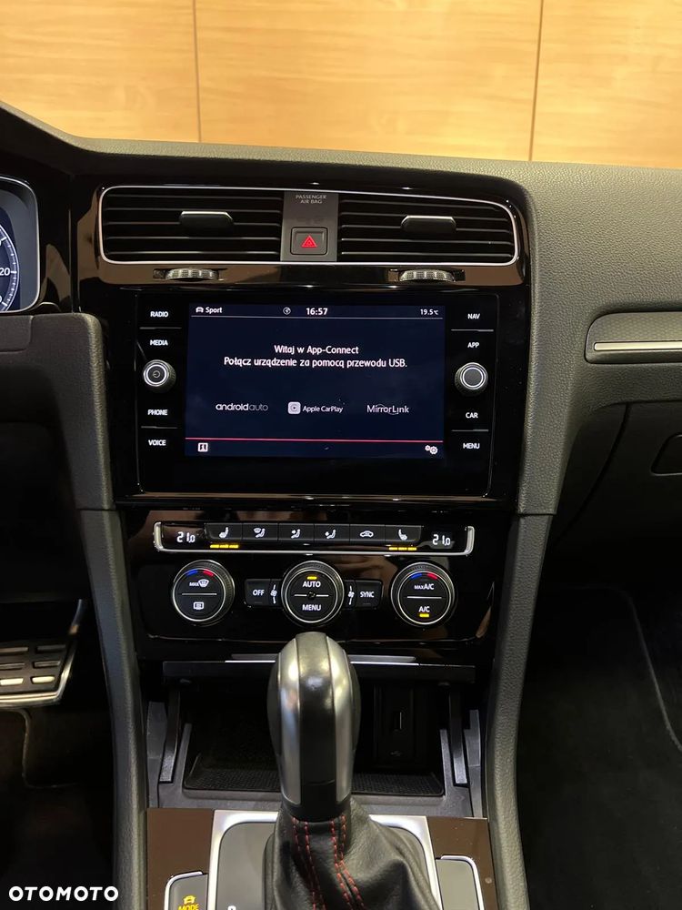 Volkswagen Golf 2.0 TSI BMT GTI Performance DSG - 23