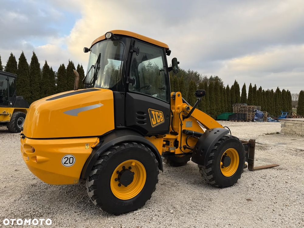 JCB 409 / JEDYNIE 2219 MTH!!! / SILNIK DEUTZ / PIĘKNIE UTRZYMANA / ORYGINAŁ / ZADBANA / SPROWADZONA Z NIEMIEC / BEZ DPF ADBLUE / SILNA / 407 408 406 60 70 M 506 509 - 14