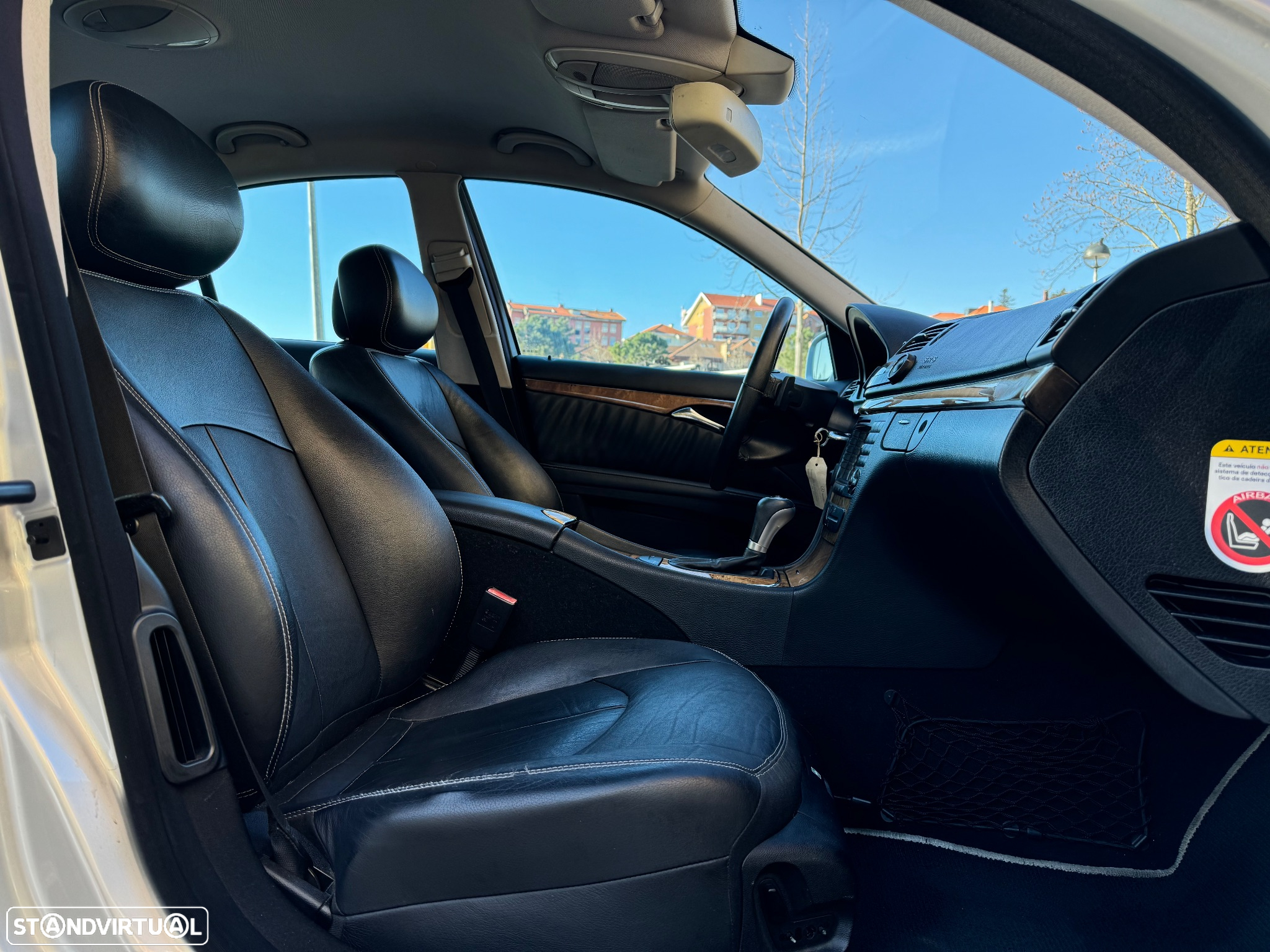 Mercedes-Benz E 320 CDi Avantgarde - 41