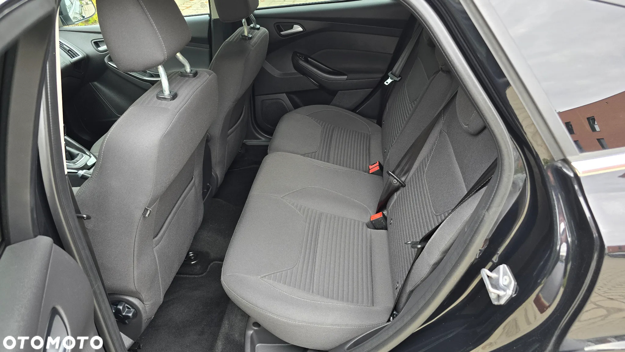 Ford Focus 2.0 TDCi Titanium ASS - 35