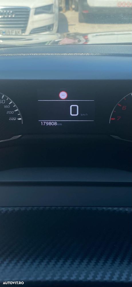 Peugeot 2008 1.5 BlueHDI FAP Active - 3