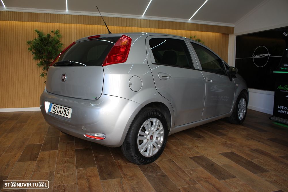 Fiat Punto 1.2 Lounge S&S - 10