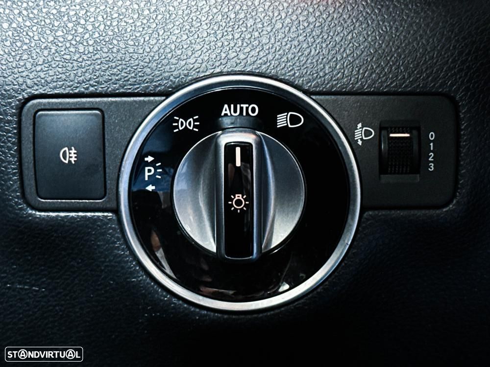 Mercedes-Benz B 180 d Urban - 47