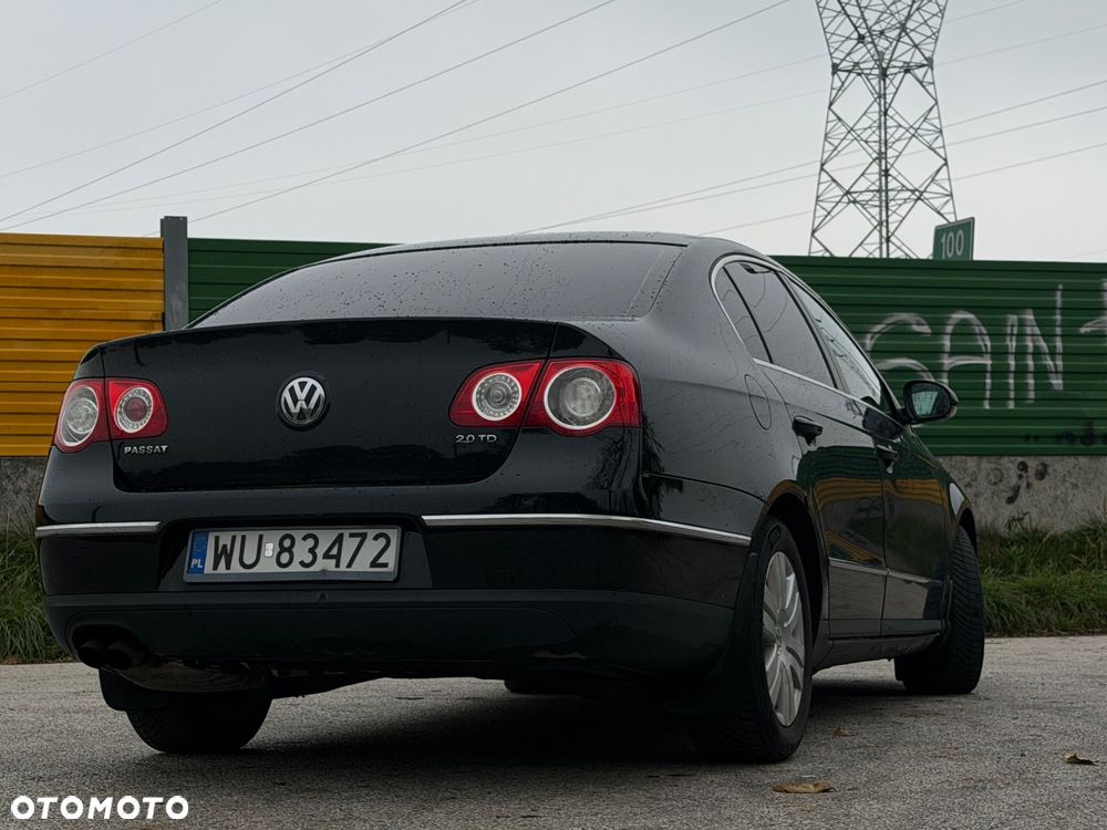 Volkswagen Passat 2.0 TDI Highline - 8