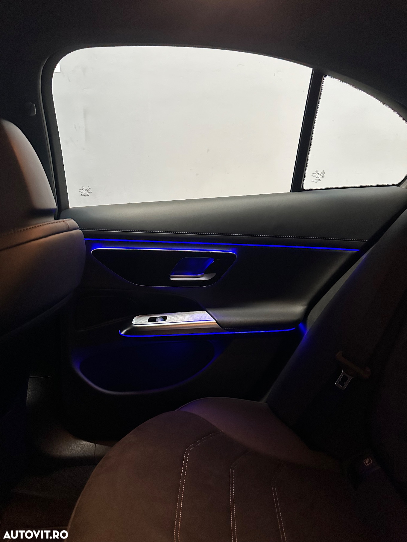 Mercedes-Benz E 220 d 9G-TRONIC Edition AMG Line - 30