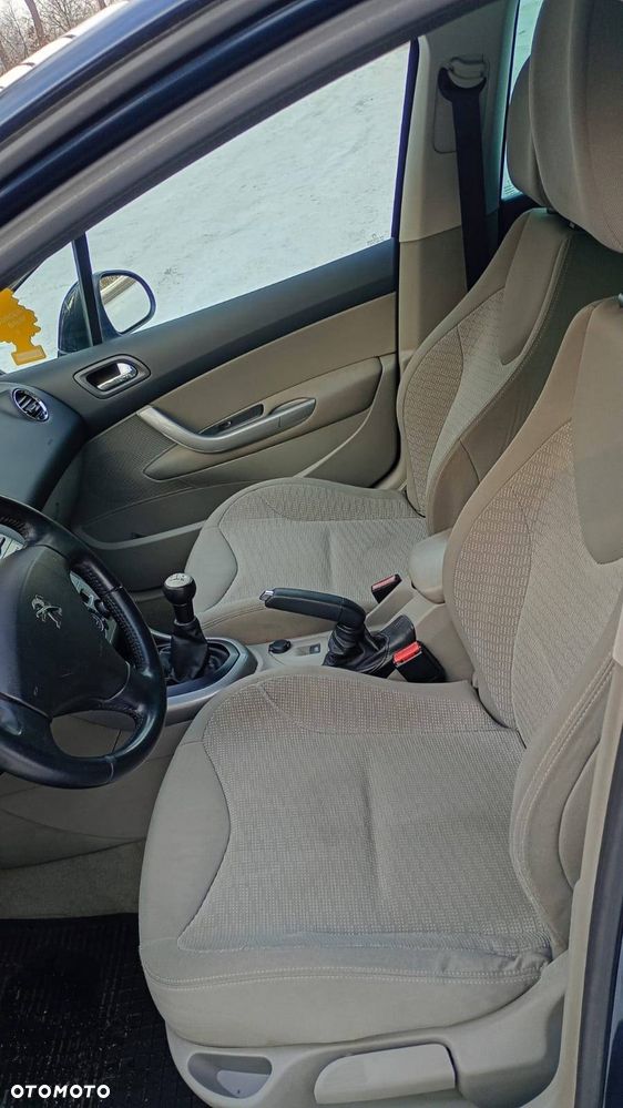 Peugeot 308 1.6 HDi Presence - 12
