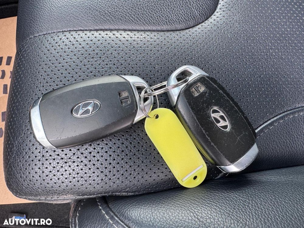 Hyundai Santa Fe 2.2 CRDi 4WD 8AT Luxury - 6