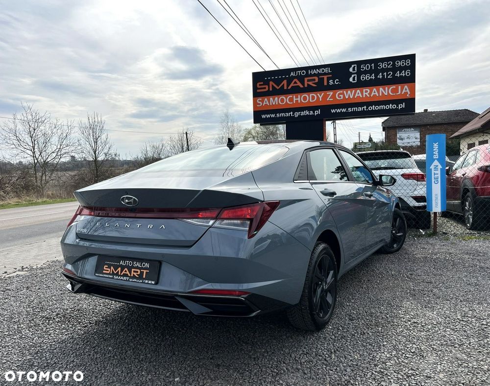 Hyundai Elantra 1.6 Smart CVT - 6