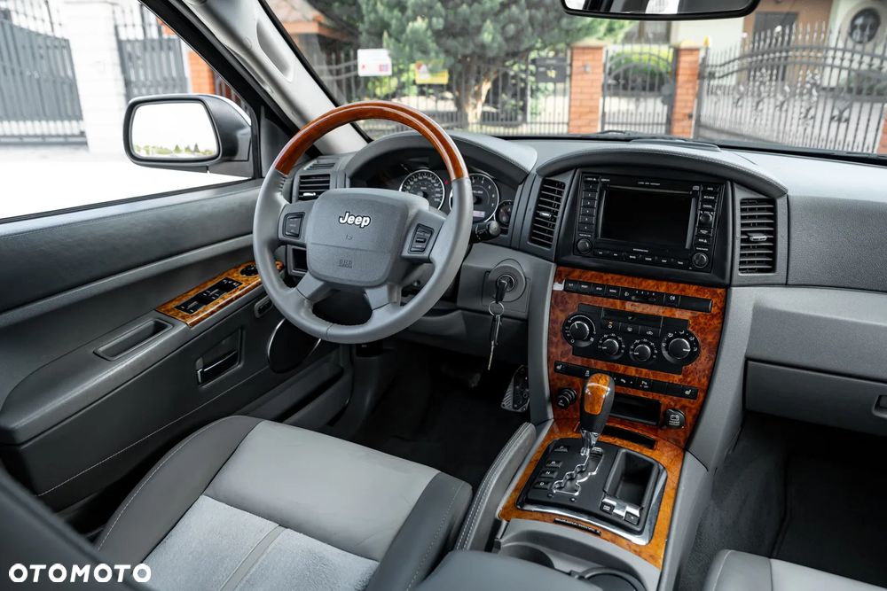 Jeep Grand Cherokee 3.0 CRD Automatik Overland - 28