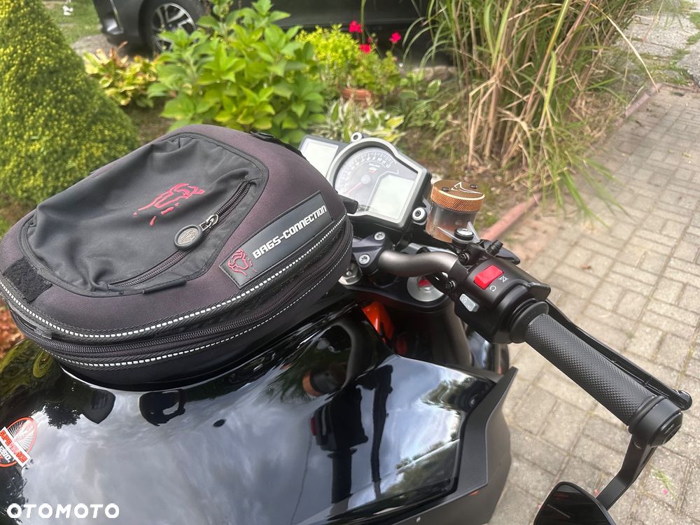 KTM Super Duke - 25