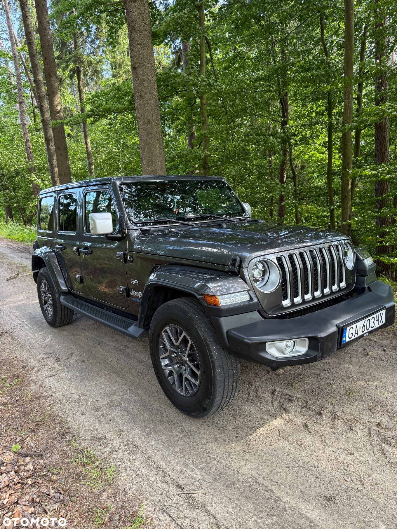 Jeep Wrangler - 11