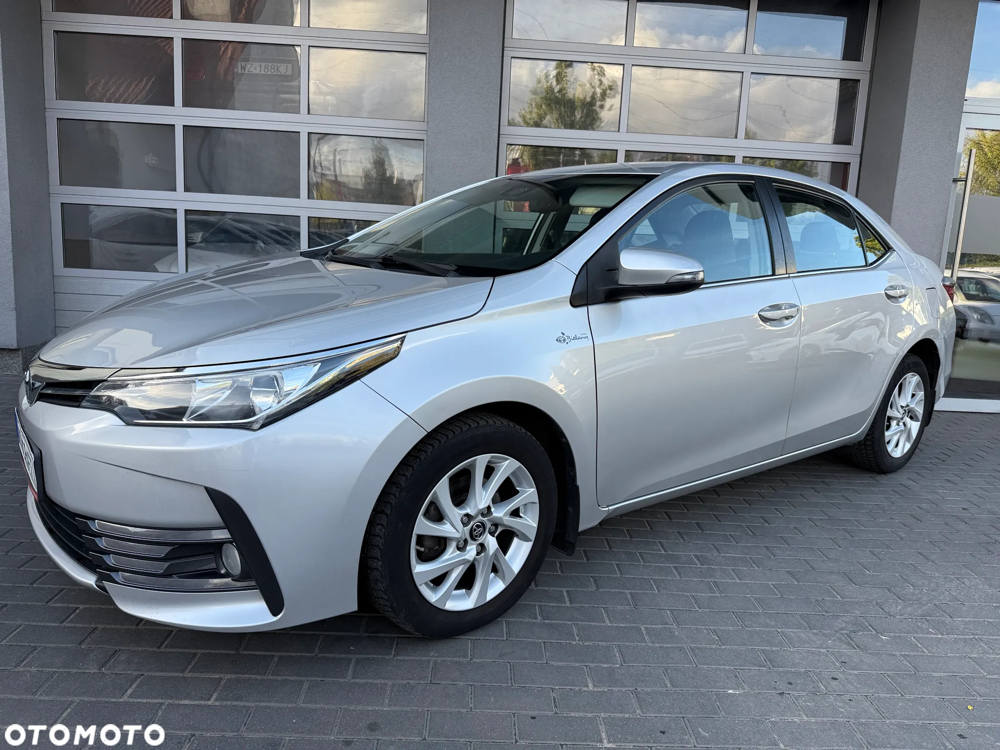 Toyota Corolla 1.6 Classic Plus - 22