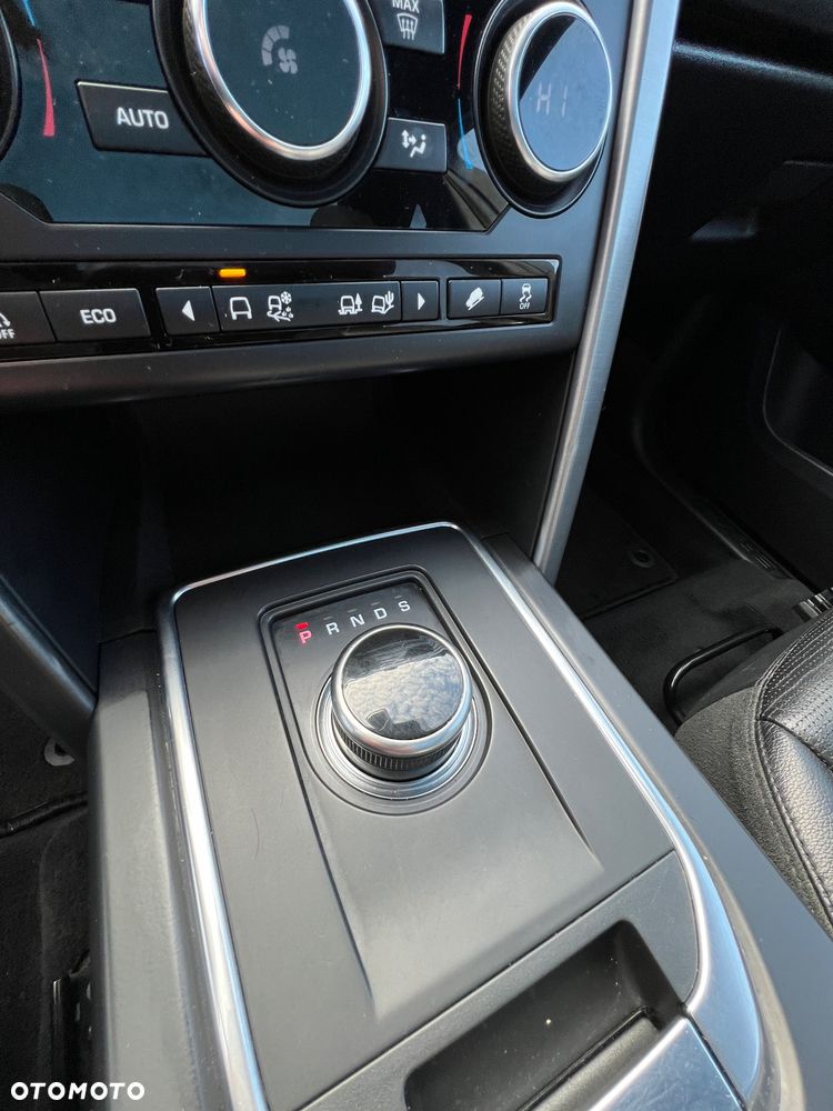 Land Rover Discovery Sport 2.0 TD4 HSE - 25