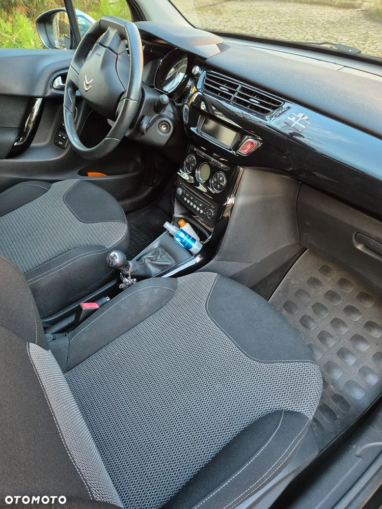 Citroën C3 1.2 PureTech Selection - 4