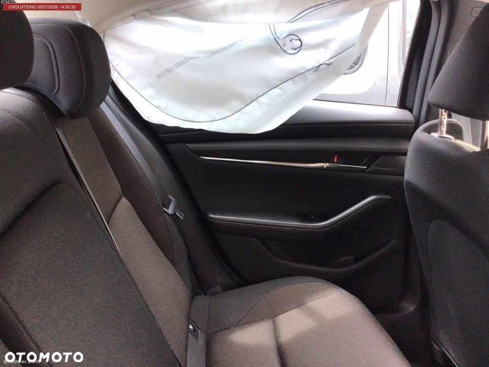 Mazda 3 - 10