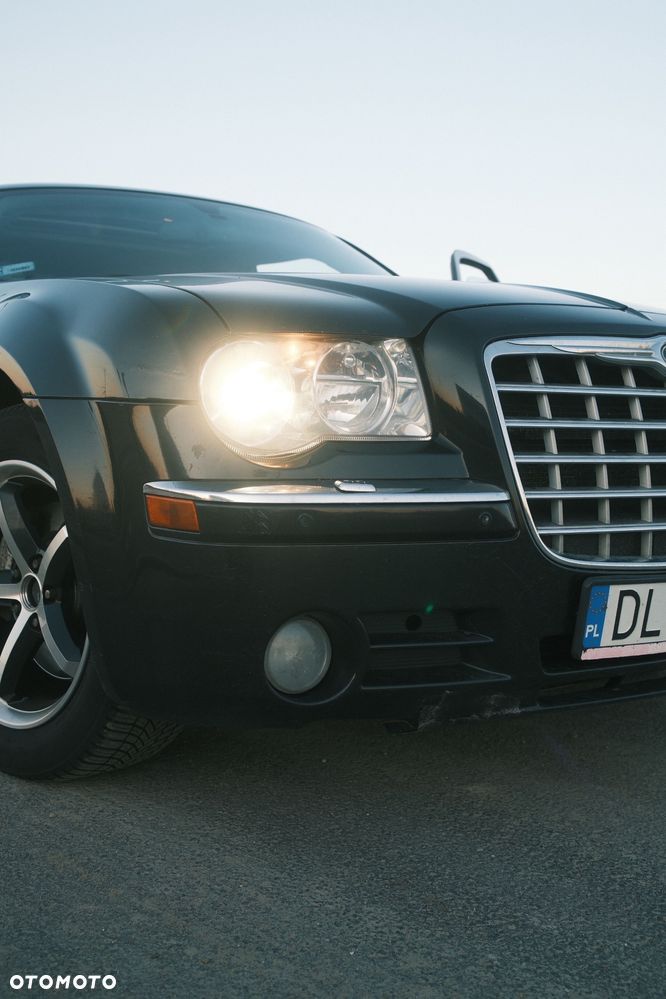 Chrysler 300C 3.0 V6 CRD - 19