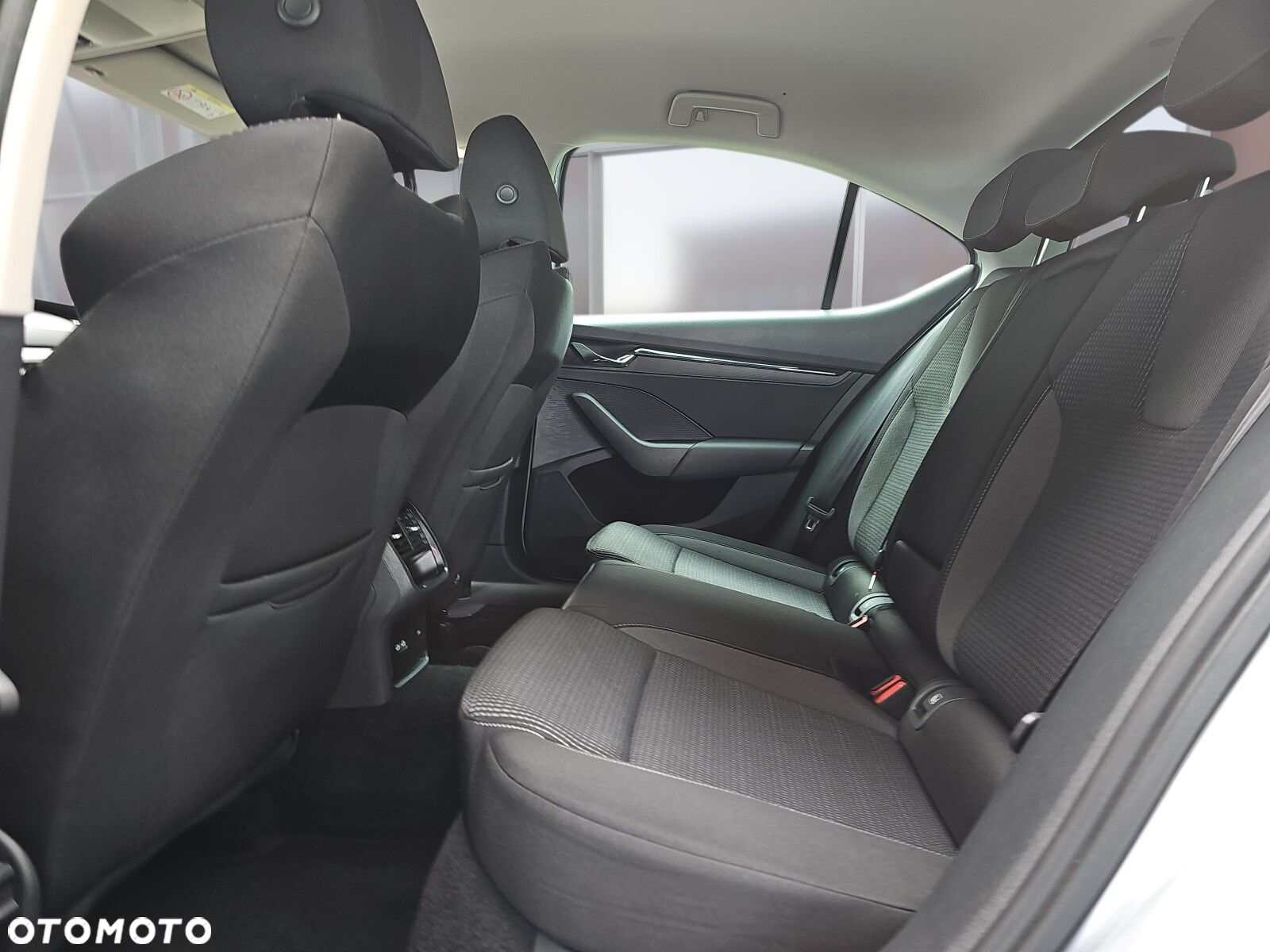 Skoda Octavia 2.0 TDI Ambition DSG - 16