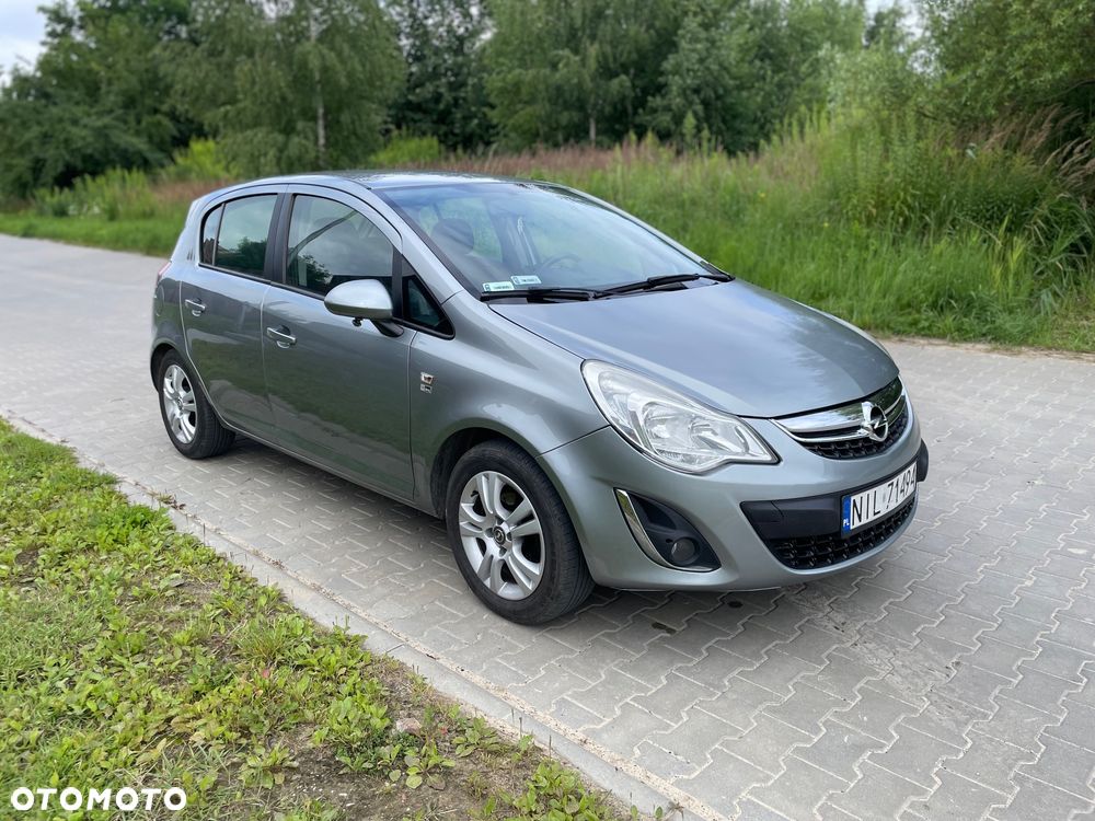Opel Corsa 1.2 16V Cosmo - 7