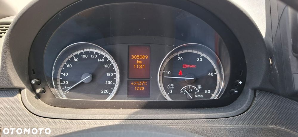 Mercedes-Benz Vito - 14