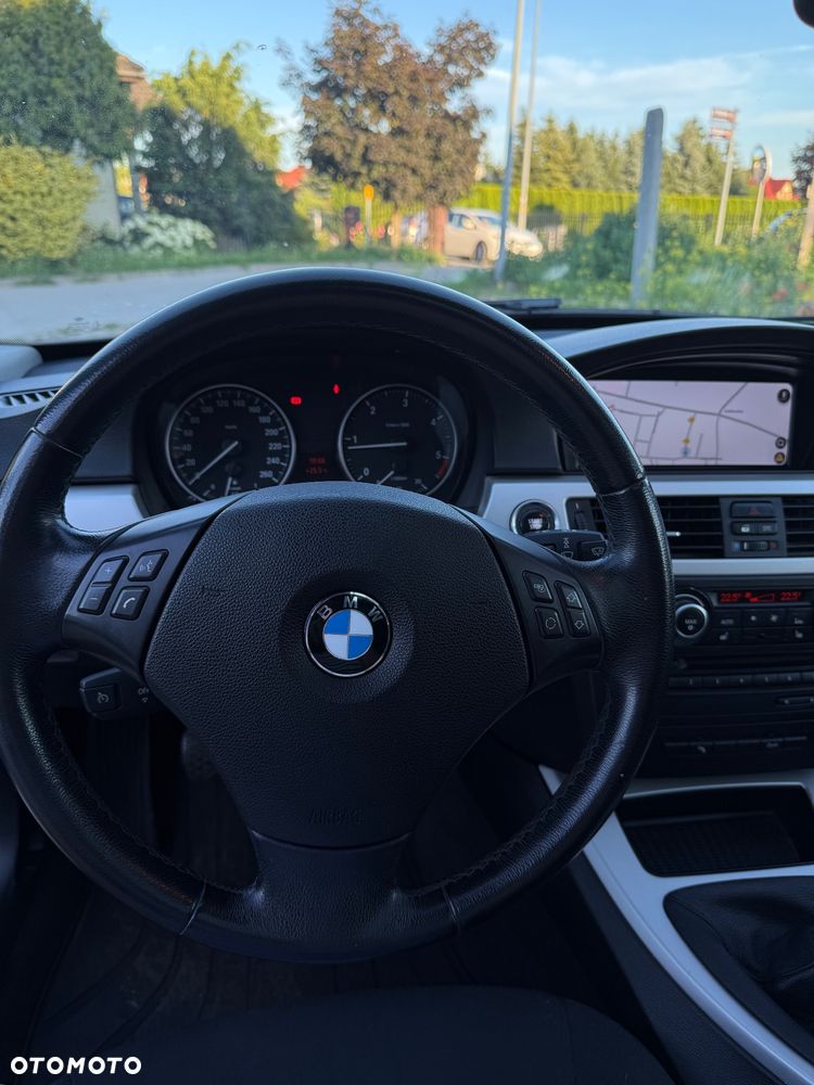 BMW Seria 3 318d - 8