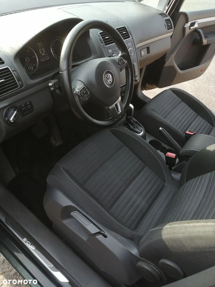 Volkswagen Touran 1.6 TDI DPF Highline DSG - 6