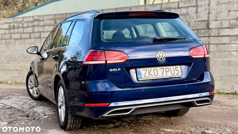 Volkswagen Golf - 11