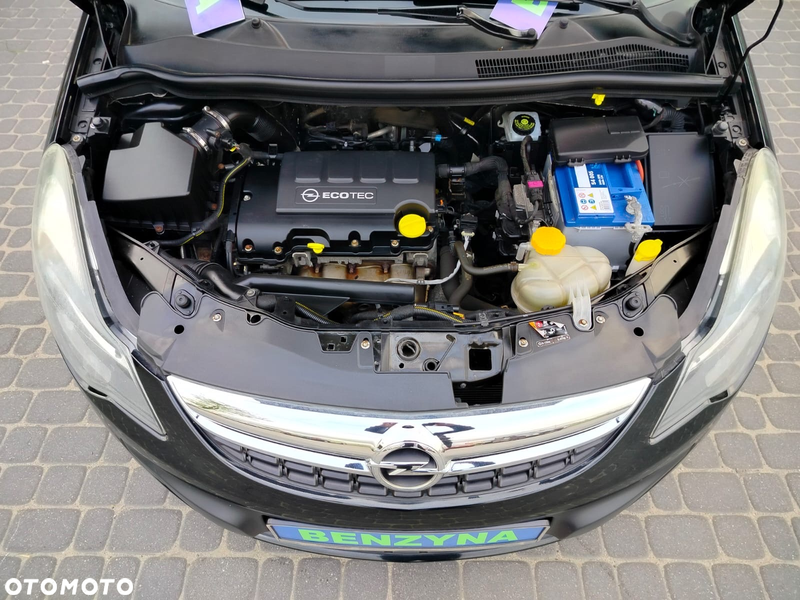 Opel Corsa 1.4 16V Color Edition - 14