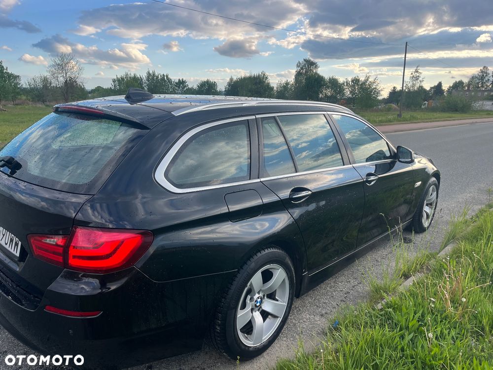 BMW Seria 5 520d - 2