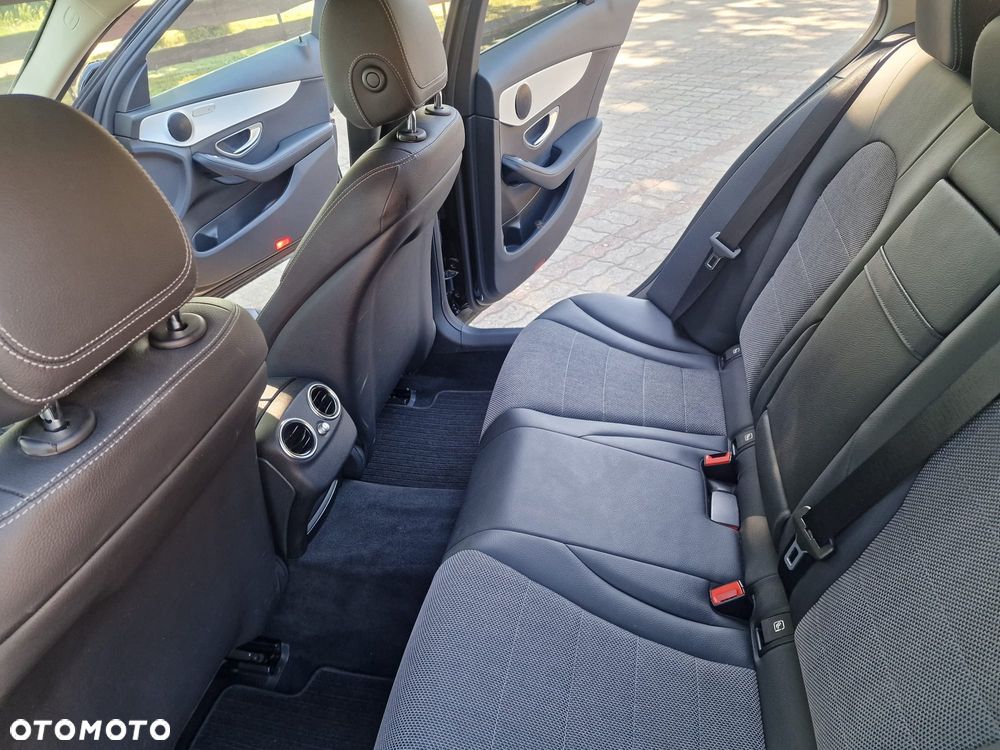 Mercedes-Benz Klasa C 200 (BlueTEC) d Avantgarde - 11