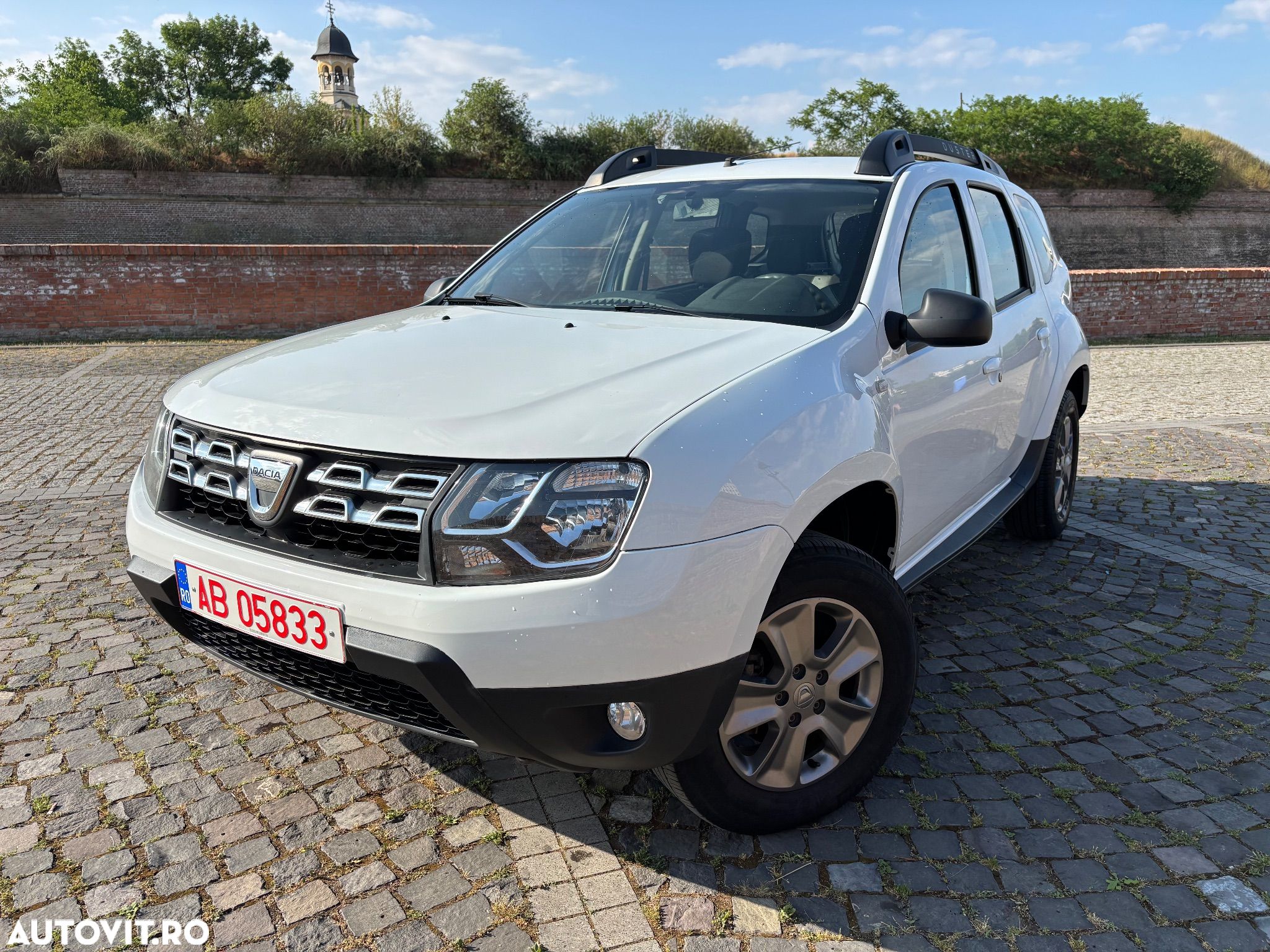 Dacia Duster 1.5 dCi 4WD Prestige jante 16" - 1
