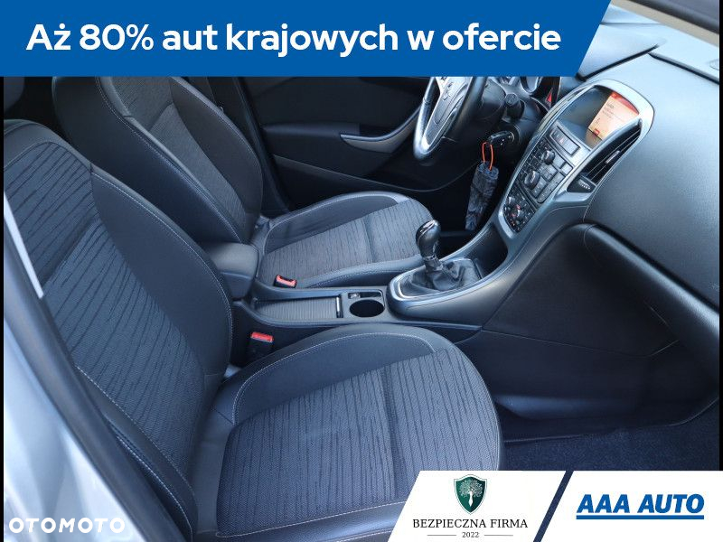 Opel Astra - 10