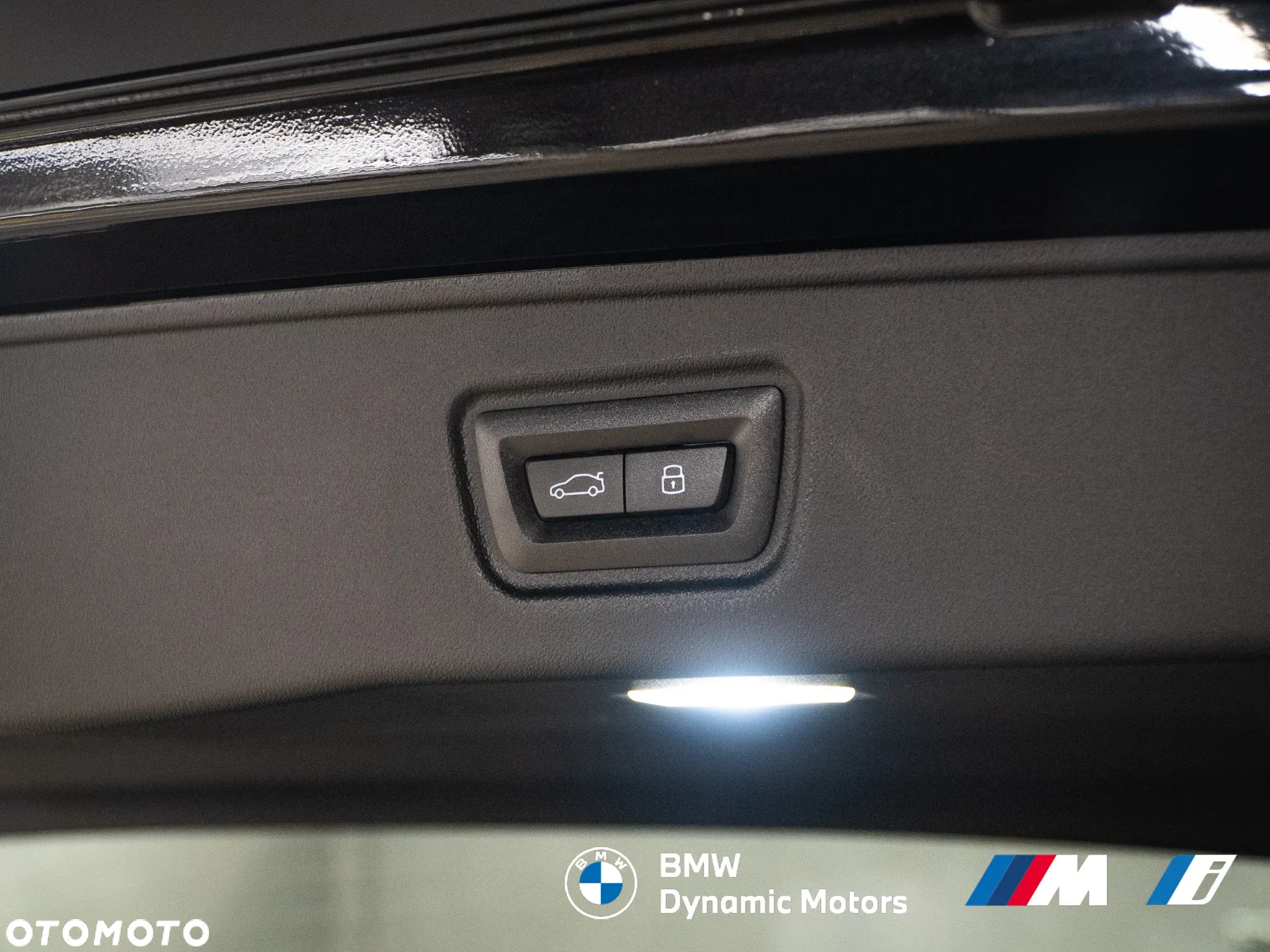 BMW Seria 5 520d xDrive Touring - 13
