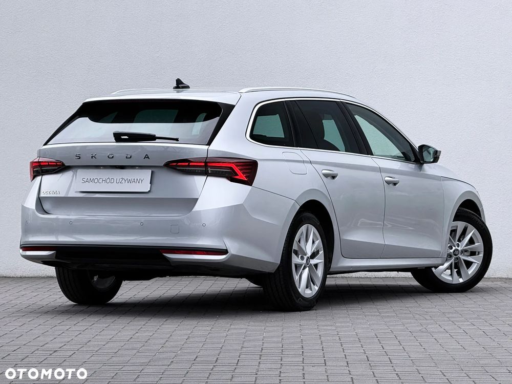 Skoda Octavia 1.5 TSI mHEV Selection DSG - 3
