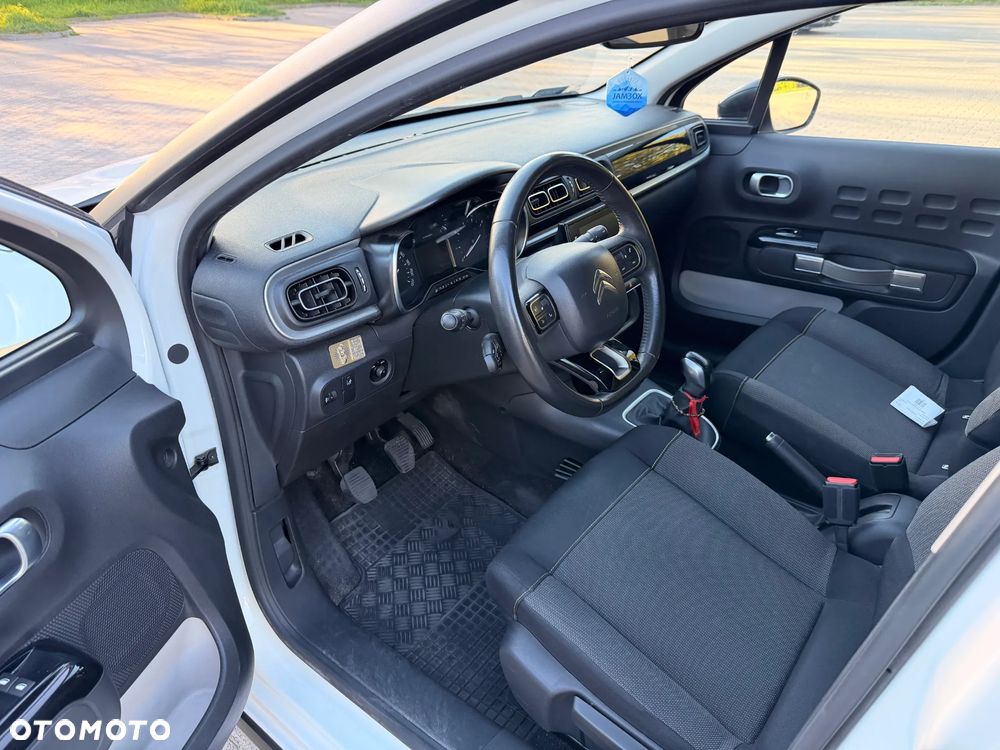 Citroën C3 1.2 PureTech Shine - 10
